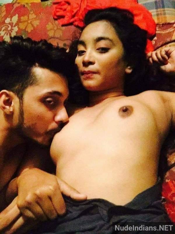https://pub-5fcdf72a54cd4edbb03ec3edaa415a42.r2.dev/nakedleaks/exploring_intimate_moments_of_desi_nude_couples_in_indian_sex_gallery/39.jpg