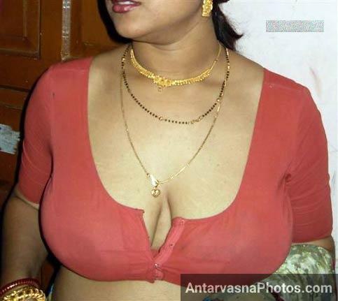 https://pub-5fcdf72a54cd4edbb03ec3edaa415a42.r2.dev/nakedleaks/exploring_my_gujarati_bhabhi's_assets/1.jpg