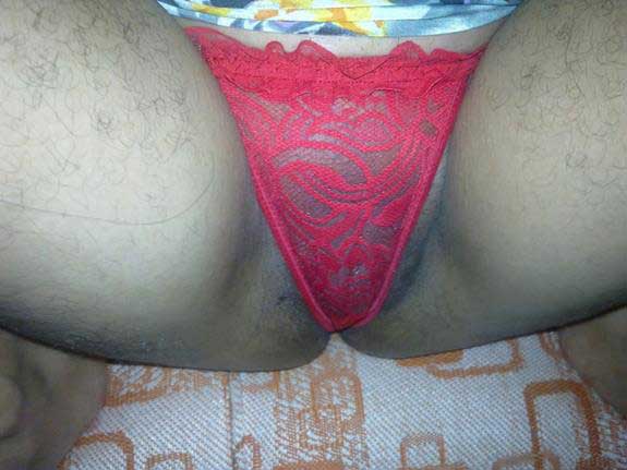 https://pub-5fcdf72a54cd4edbb03ec3edaa415a42.r2.dev/nakedleaks/exploring_sensual_images_of_chandini_chachi/1.jpg