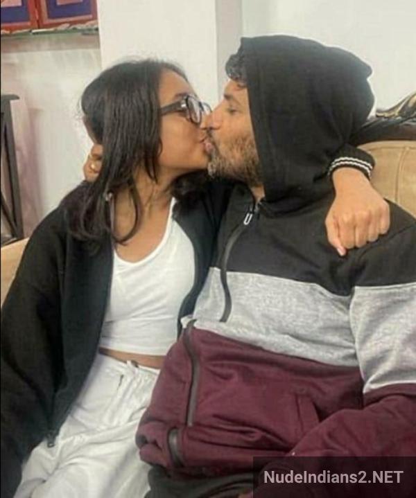 https://pub-5fcdf72a54cd4edbb03ec3edaa415a42.r2.dev/nakedleaks/exposed:_adult_gurugram_female_pratima_tyagi's_intimate_encounter_with_brother-in-law/0.jpg