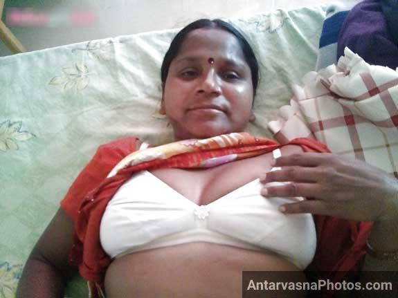 https://pub-5fcdf72a54cd4edbb03ec3edaa415a42.r2.dev/nakedleaks/exposed:_bihari_maid_auntie_stripped/2.jpg