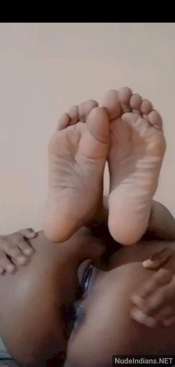 https://pub-5fcdf72a54cd4edbb03ec3edaa415a42.r2.dev/nakedleaks/exposed:_intimate_images_of_kerala_girl_leak_online!/15.jpg