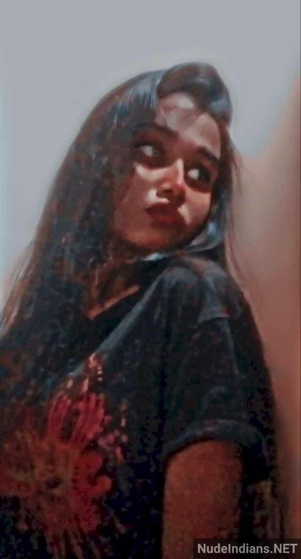 https://pub-5fcdf72a54cd4edbb03ec3edaa415a42.r2.dev/nakedleaks/exposed:_intimate_images_of_kerala_girl_leak_online!/27.jpg