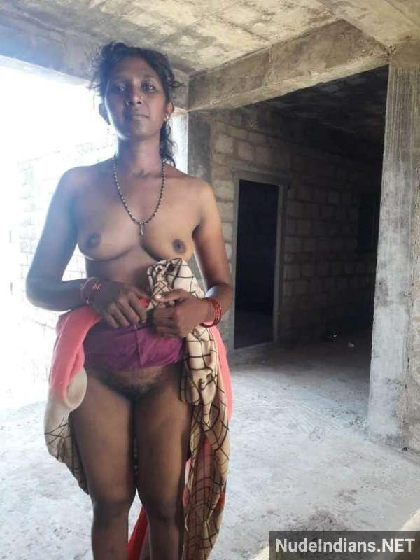 https://pub-5fcdf72a54cd4edbb03ec3edaa415a42.r2.dev/nakedleaks/exposed:_intimate_images_of_kerala_mallu_bhabhi_and_milf_wives/24.jpg