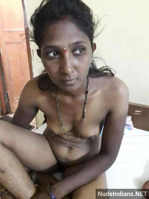 https://pub-5fcdf72a54cd4edbb03ec3edaa415a42.r2.dev/nakedleaks/exposed:_intimate_images_of_kerala_mallu_bhabhi_and_milf_wives/25.jpg