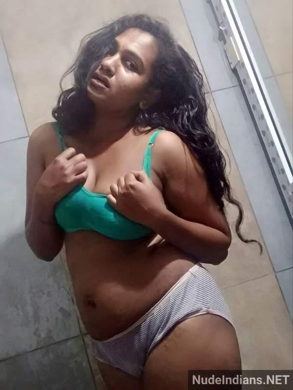 https://pub-5fcdf72a54cd4edbb03ec3edaa415a42.r2.dev/nakedleaks/exposed:_intimate_photos_of_south_indian_tamil_girls_circulating_online/26.jpg