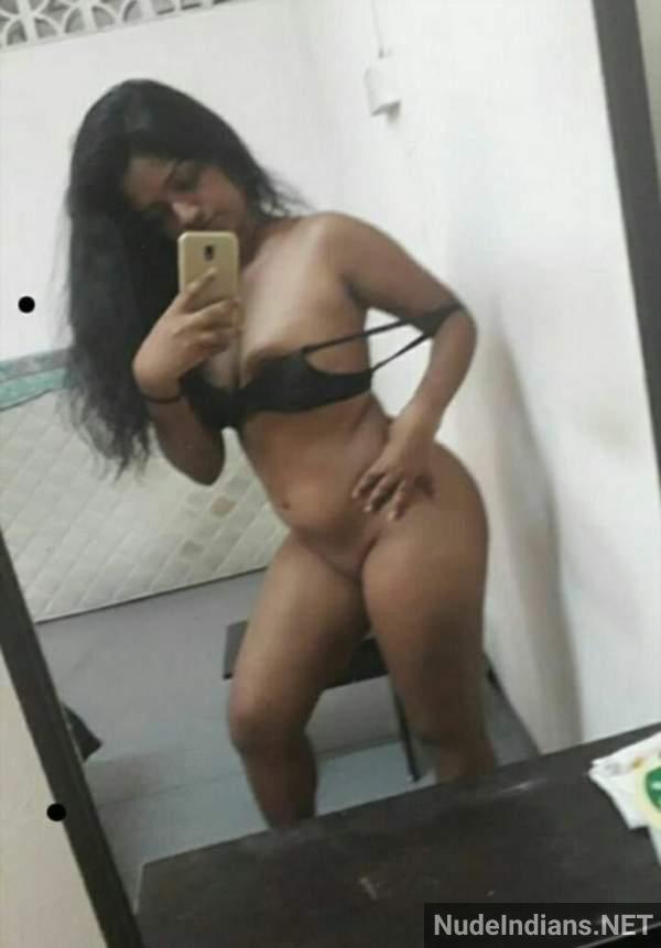 https://pub-5fcdf72a54cd4edbb03ec3edaa415a42.r2.dev/nakedleaks/exposed:_intimate_photos_of_south_indian_tamil_girls_circulating_online/4.jpg