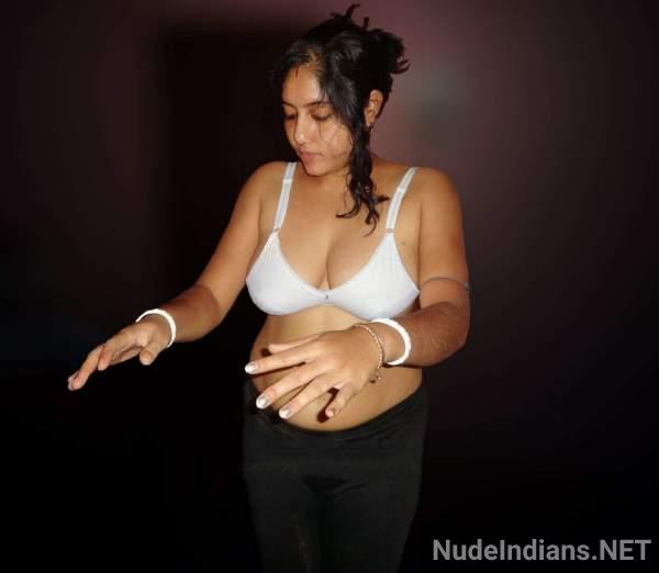 https://pub-5fcdf72a54cd4edbb03ec3edaa415a42.r2.dev/nakedleaks/exposed:_lucknow_bhabhi's_intimate_photos_leaked/21.jpg