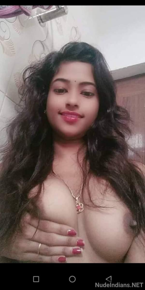 https://pub-5fcdf72a54cd4edbb03ec3edaa415a42.r2.dev/nakedleaks/exposed:_mallu_teen_gf_latika's_intimate_photos_revealed/33.jpg
