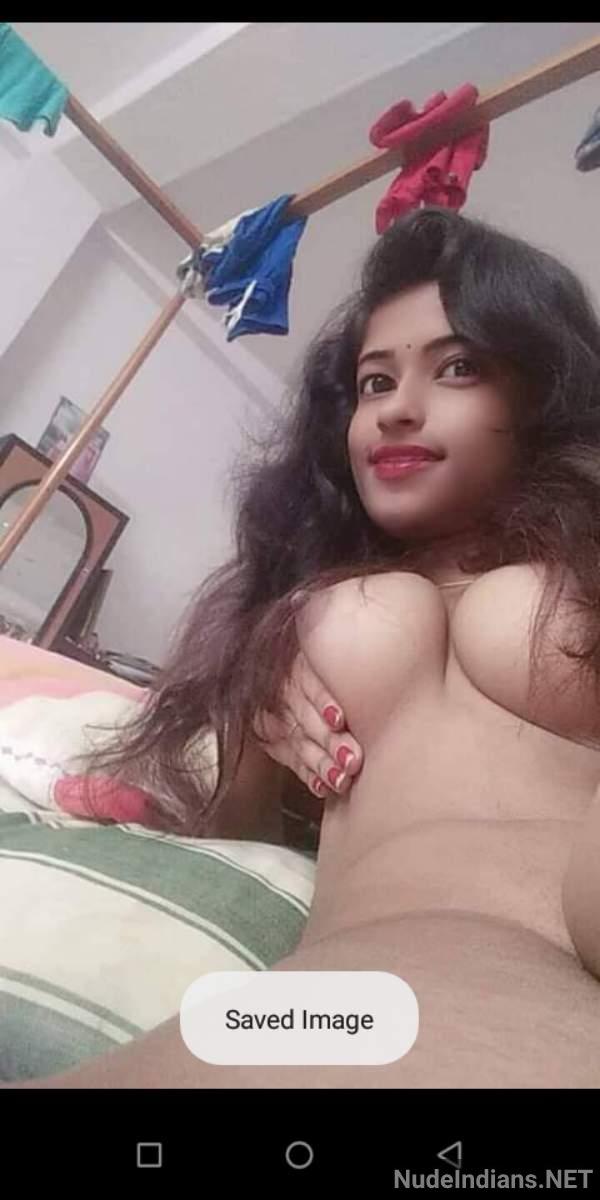 https://pub-5fcdf72a54cd4edbb03ec3edaa415a42.r2.dev/nakedleaks/exposed:_mallu_teen_gf_latika's_intimate_photos_revealed/35.jpg