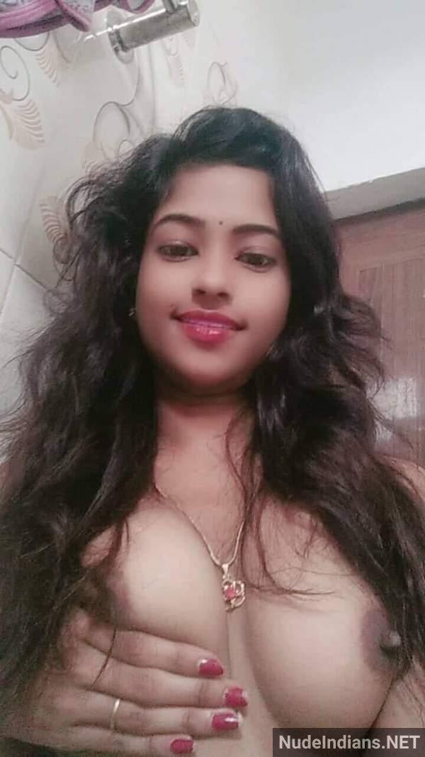 https://pub-5fcdf72a54cd4edbb03ec3edaa415a42.r2.dev/nakedleaks/exposed:_mallu_teen_gf_latika's_intimate_photos_revealed/36.jpg