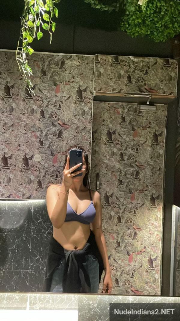 https://pub-5fcdf72a54cd4edbb03ec3edaa415a42.r2.dev/nakedleaks/exposed:_mumbai_girlfriend_saloni_sends_intimate_images_to_raj/5.jpg