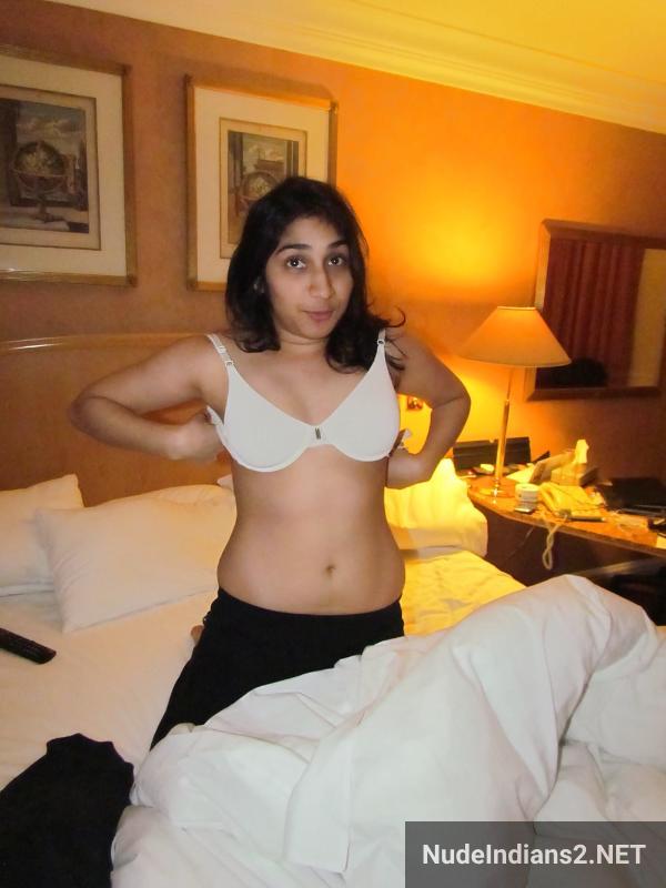 https://pub-5fcdf72a54cd4edbb03ec3edaa415a42.r2.dev/nakedleaks/exposed:_patiala_woman_poonam_dhillon's_risqué_photos_with_boss/24.jpg