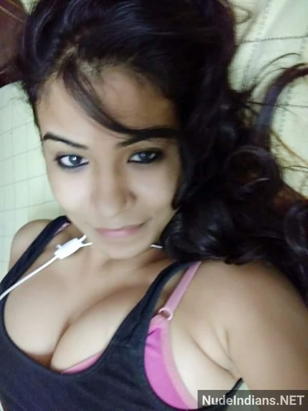 https://pub-5fcdf72a54cd4edbb03ec3edaa415a42.r2.dev/nakedleaks/exposed:_seductive_kerala_gf_reveals_all_on_camera/25.jpg