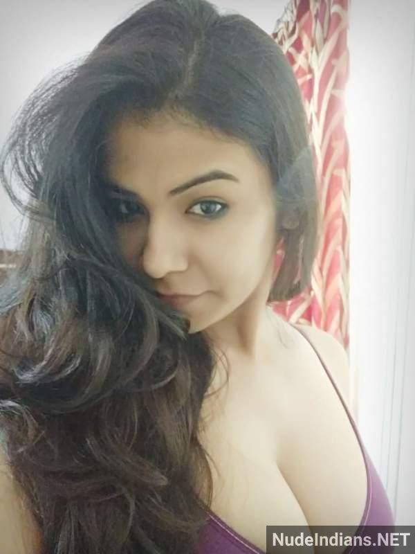 https://pub-5fcdf72a54cd4edbb03ec3edaa415a42.r2.dev/nakedleaks/exposed:_seductive_kerala_gf_reveals_all_on_camera/34.jpg