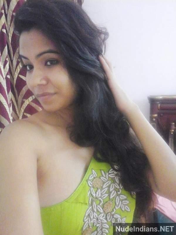 https://pub-5fcdf72a54cd4edbb03ec3edaa415a42.r2.dev/nakedleaks/exposed:_seductive_kerala_gf_reveals_all_on_camera/48.jpg