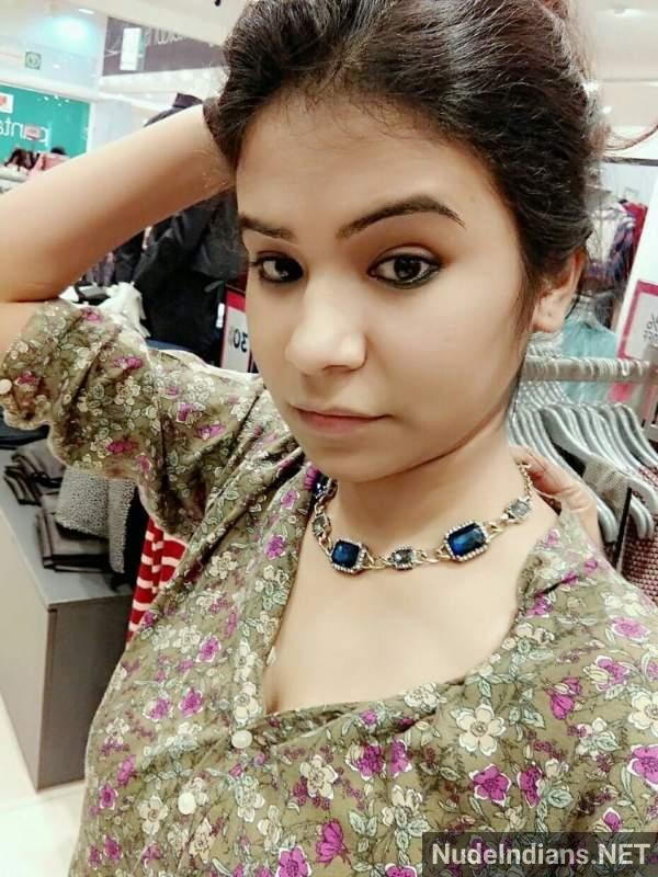 https://pub-5fcdf72a54cd4edbb03ec3edaa415a42.r2.dev/nakedleaks/exposed:_seductive_kerala_gf_reveals_all_on_camera/81.jpg