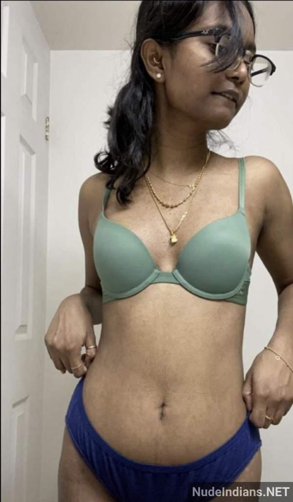 https://pub-5fcdf72a54cd4edbb03ec3edaa415a42.r2.dev/nakedleaks/exposed:_telugu_girlfriend_shares_intimate_photos/110.jpg