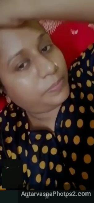 https://pub-5fcdf72a54cd4edbb03ec3edaa415a42.r2.dev/nakedleaks/exposed_delhi_bhabhi_reveals_private_selfies/4.jpg