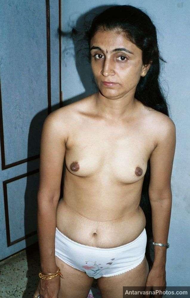 https://pub-5fcdf72a54cd4edbb03ec3edaa415a42.r2.dev/nakedleaks/exposed_desi_bhabhi_photos:_wife's_friend_merry_stripped_naked/3.jpg