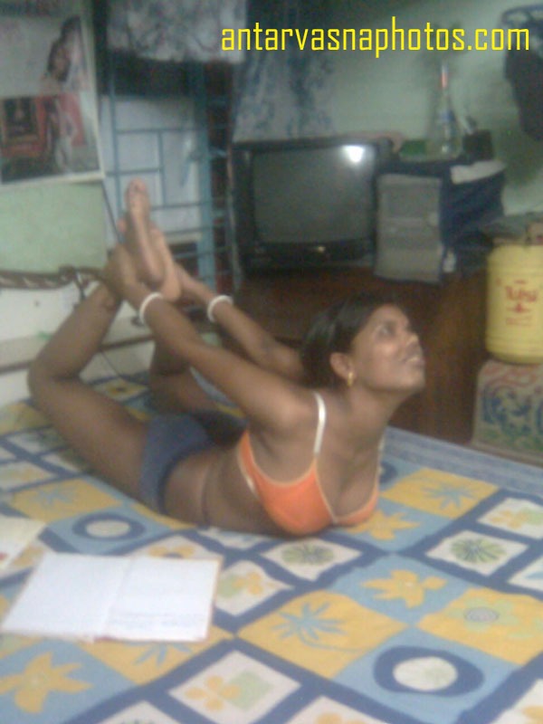 https://pub-5fcdf72a54cd4edbb03ec3edaa415a42.r2.dev/nakedleaks/exposed_images_of_a_woman_from_sonagachi/1.jpg