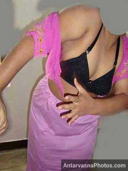 Exposed Images of Indian Aunt's Large Bust