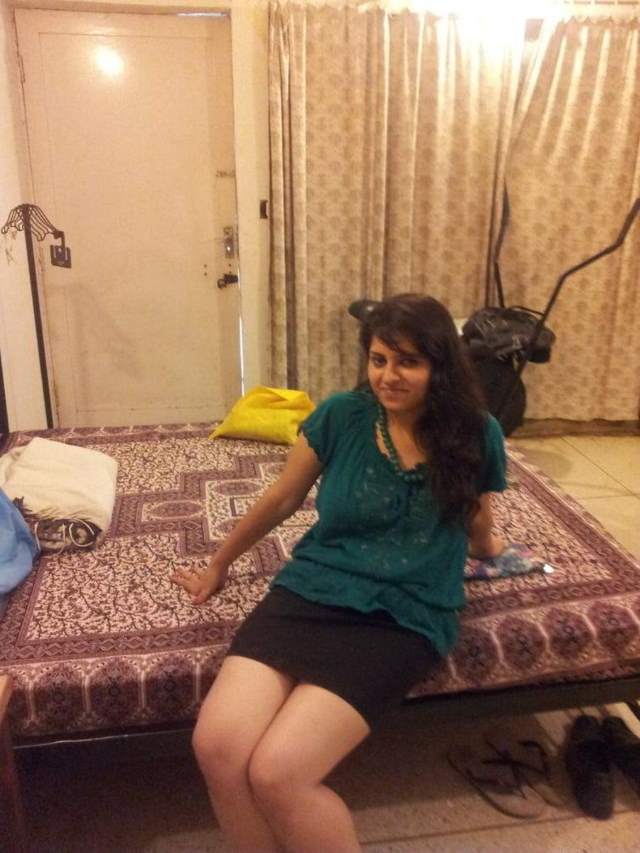 https://pub-5fcdf72a54cd4edbb03ec3edaa415a42.r2.dev/nakedleaks/exposed_images_of_indian_woman_with_large_breasts/0.jpg