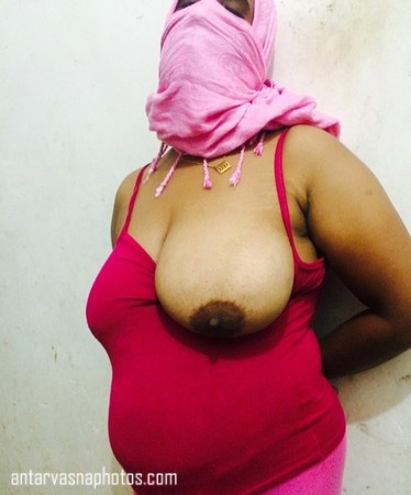 https://pub-5fcdf72a54cd4edbb03ec3edaa415a42.r2.dev/nakedleaks/exposed_images_of_jaipur's_mature_woman/0.jpg