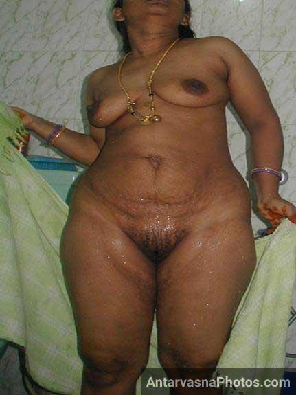 https://pub-5fcdf72a54cd4edbb03ec3edaa415a42.r2.dev/nakedleaks/exposed_images_of_vishakha_aunty's_intimate_moments/5.jpg