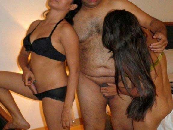 https://pub-5fcdf72a54cd4edbb03ec3edaa415a42.r2.dev/nakedleaks/exposed_indian_group_sex_images_leaked/5.jpg