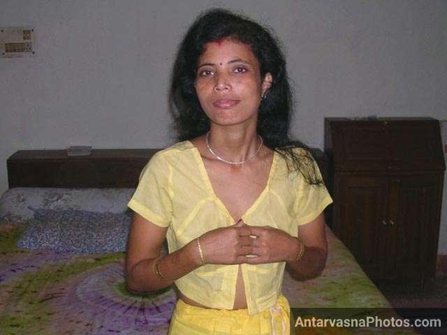 https://pub-5fcdf72a54cd4edbb03ec3edaa415a42.r2.dev/nakedleaks/exposed_intimate_photos_of_desi_bhabhi's_honeymoon/1.jpg