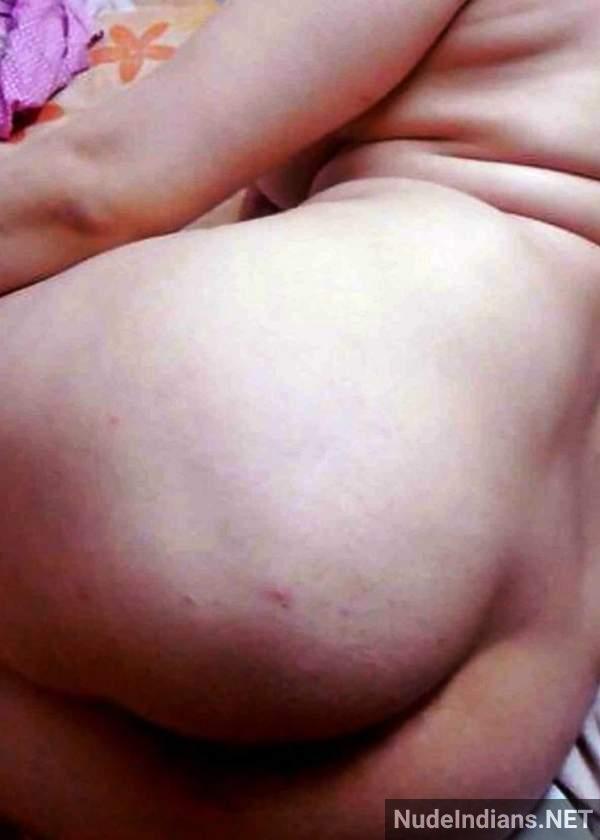 https://pub-5fcdf72a54cd4edbb03ec3edaa415a42.r2.dev/nakedleaks/exposed_kannada_mature_aunty's_intimate_photos_revealed/21.jpg