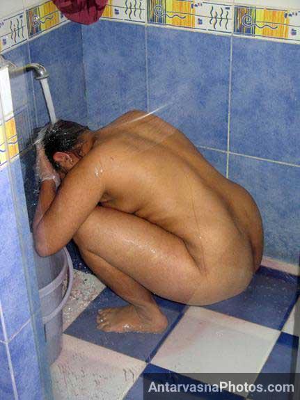 https://pub-5fcdf72a54cd4edbb03ec3edaa415a42.r2.dev/nakedleaks/exposed_photos_of_indian_auntie_in_the_shower/4.jpg