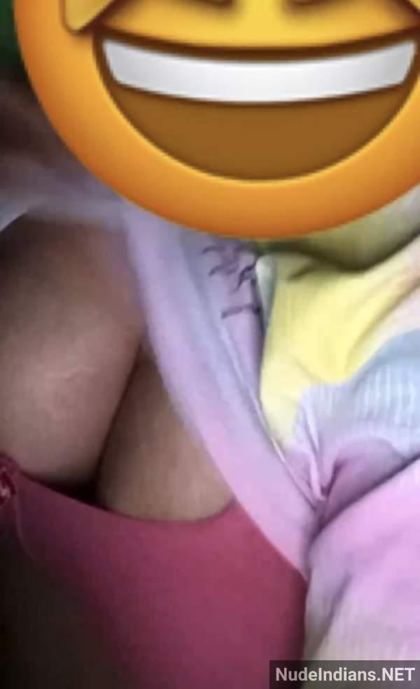 https://pub-5fcdf72a54cd4edbb03ec3edaa415a42.r2.dev/nakedleaks/exposed_selfies_of_malayali_women_in_sensual_gallery/37.jpg