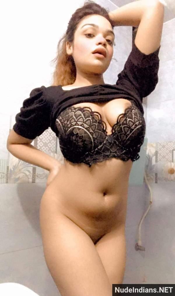 https://pub-5fcdf72a54cd4edbb03ec3edaa415a42.r2.dev/nakedleaks/exposing_desi_social_models_and_girlfriends_in_nude_photos/37.jpg