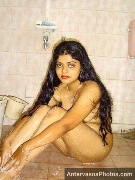 Exposing Indian Ladies: Captivating Shower Images of Neha