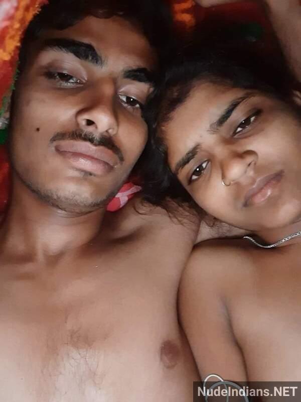 https://pub-5fcdf72a54cd4edbb03ec3edaa415a42.r2.dev/nakedleaks/exposure_of_60_delhi_couples_in_wife_swapping_scandal/21.jpg
