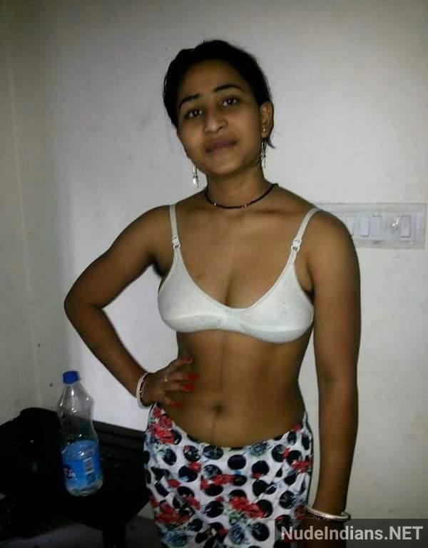 https://pub-5fcdf72a54cd4edbb03ec3edaa415a42.r2.dev/nakedleaks/exposure_of_60_delhi_couples_in_wife_swapping_scandal/22.jpg