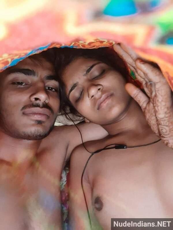 https://pub-5fcdf72a54cd4edbb03ec3edaa415a42.r2.dev/nakedleaks/exposure_of_60_delhi_couples_in_wife_swapping_scandal/30.jpg