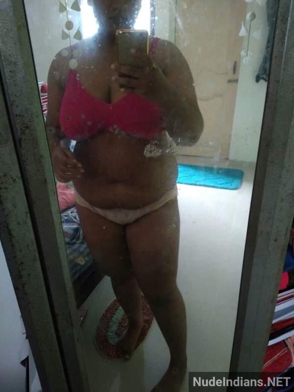 https://pub-5fcdf72a54cd4edbb03ec3edaa415a42.r2.dev/nakedleaks/exposure_of_60_delhi_couples_in_wife_swapping_scandal/31.jpg