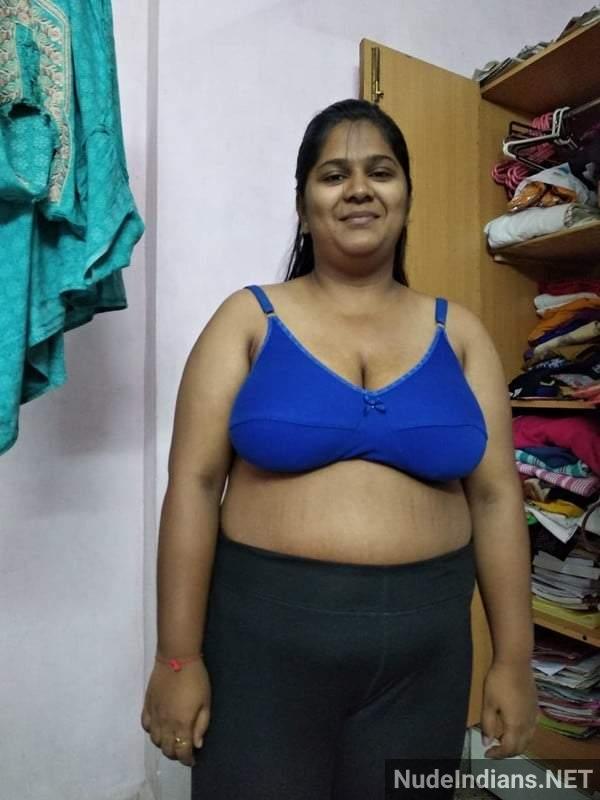 https://pub-5fcdf72a54cd4edbb03ec3edaa415a42.r2.dev/nakedleaks/exposure_of_60_delhi_couples_in_wife_swapping_scandal/47.jpg