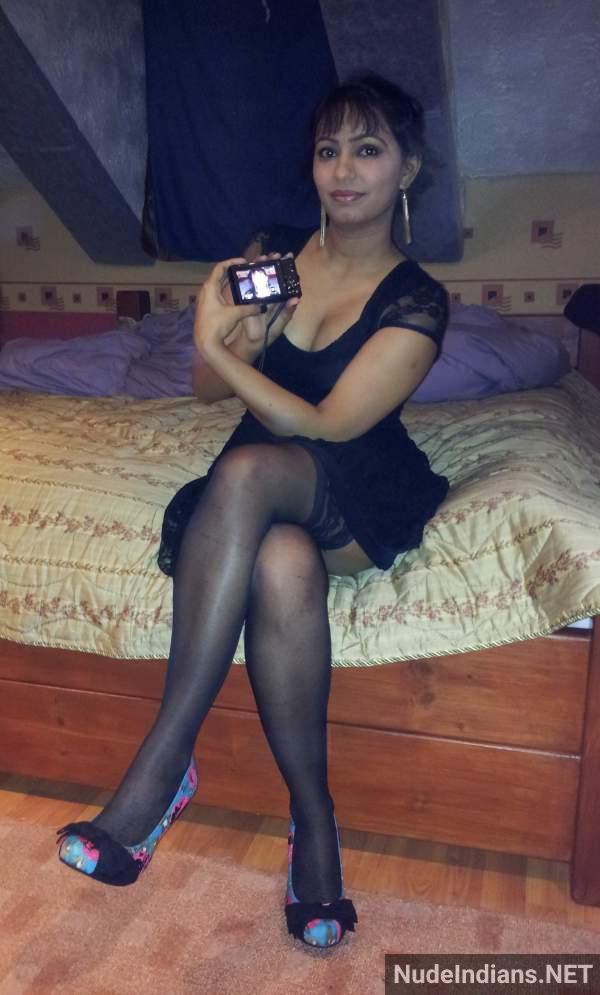 https://pub-5fcdf72a54cd4edbb03ec3edaa415a42.r2.dev/nakedleaks/exposure_of_mallu_bhabhi's_private_gallery_online/49.jpg