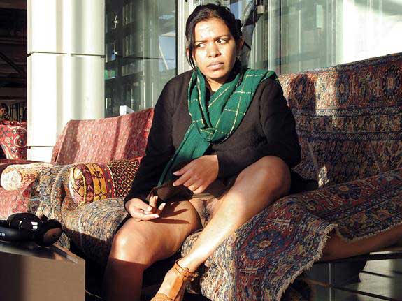 https://pub-5fcdf72a54cd4edbb03ec3edaa415a42.r2.dev/nakedleaks/exposure_of_punjabi_auntie's_pubic_hair/1.jpg