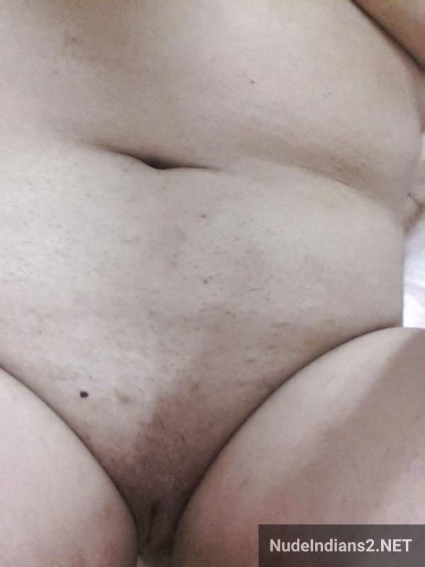 https://pub-5fcdf72a54cd4edbb03ec3edaa415a42.r2.dev/nakedleaks/fatima_aunty_from_agra_reveals_big_secrets_to_young_boyfriend/14.jpg