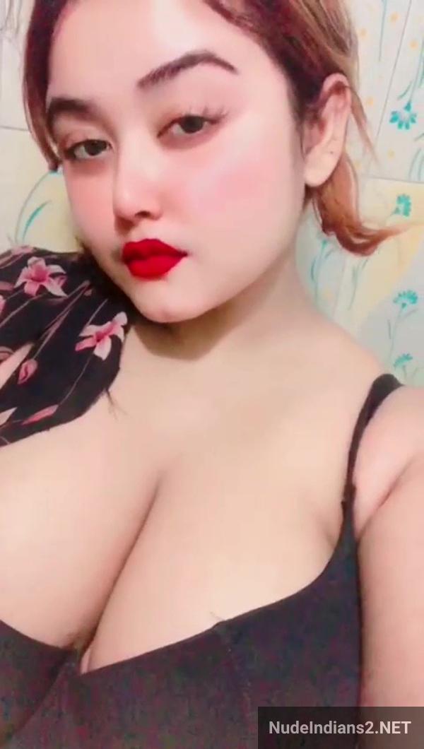 https://pub-5fcdf72a54cd4edbb03ec3edaa415a42.r2.dev/nakedleaks/fortune_strikes:_afsana_khan_flaunts_impressive_bosom_in_selfies/1.jpg