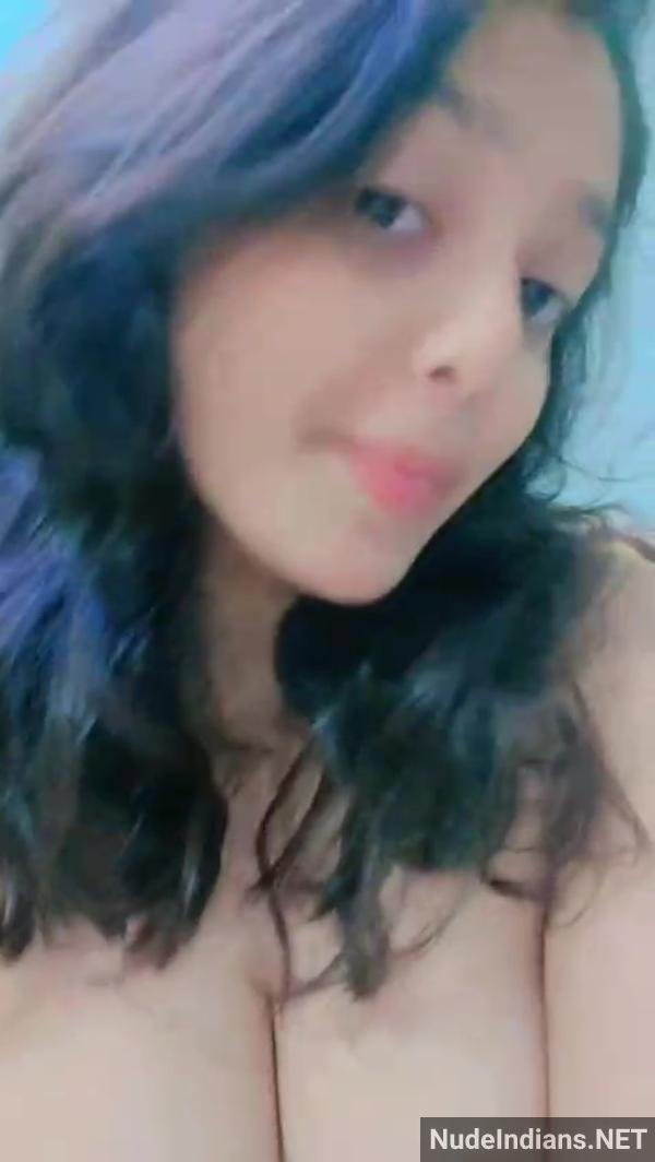 https://pub-5fcdf72a54cd4edbb03ec3edaa415a42.r2.dev/nakedleaks/fresh_display_of_busty_boobs_to_new_beau_in_new_delhi/2.jpg