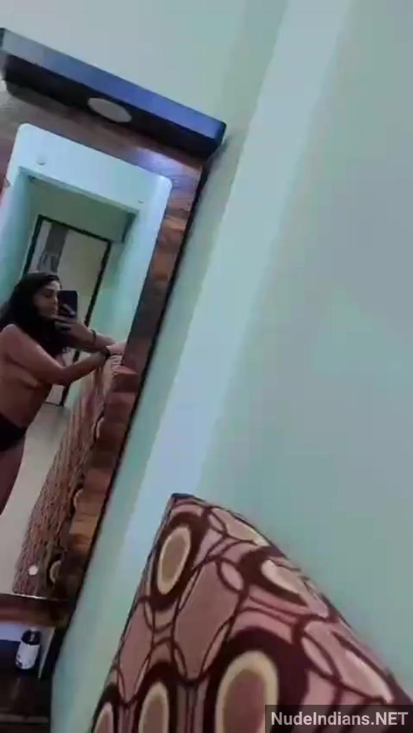 https://pub-5fcdf72a54cd4edbb03ec3edaa415a42.r2.dev/nakedleaks/fresh_display_of_busty_boobs_to_new_beau_in_new_delhi/8.jpg