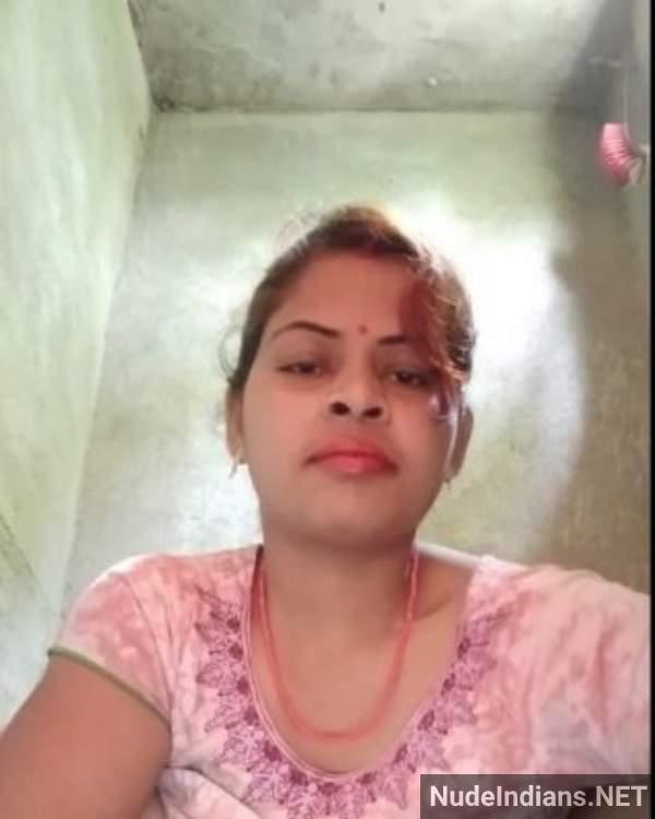 https://pub-5fcdf72a54cd4edbb03ec3edaa415a42.r2.dev/nakedleaks/fresh_kolkata_bhabhi_intimate_pictures_showcasing_enticing_breasts_and_intimate_areas/12.jpg