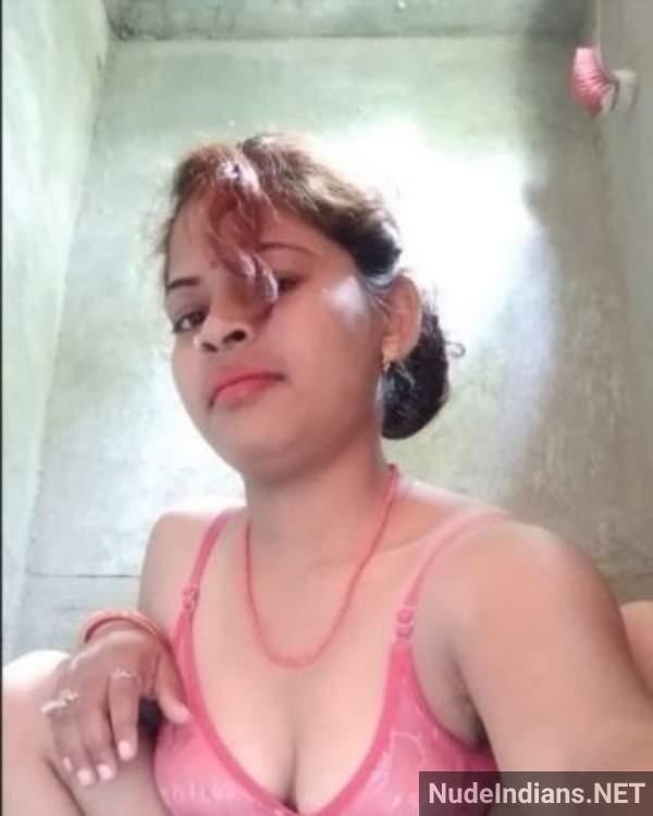 https://pub-5fcdf72a54cd4edbb03ec3edaa415a42.r2.dev/nakedleaks/fresh_kolkata_bhabhi_intimate_pictures_showcasing_enticing_breasts_and_intimate_areas/8.jpg