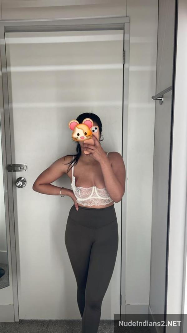 https://pub-5fcdf72a54cd4edbb03ec3edaa415a42.r2.dev/nakedleaks/friend_sister_shivani_exposes_body_in_discreet_selfies/26.jpg